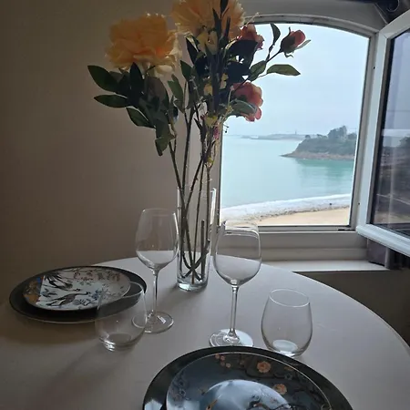 Studio Face A La Mer Dinard Exterior photo