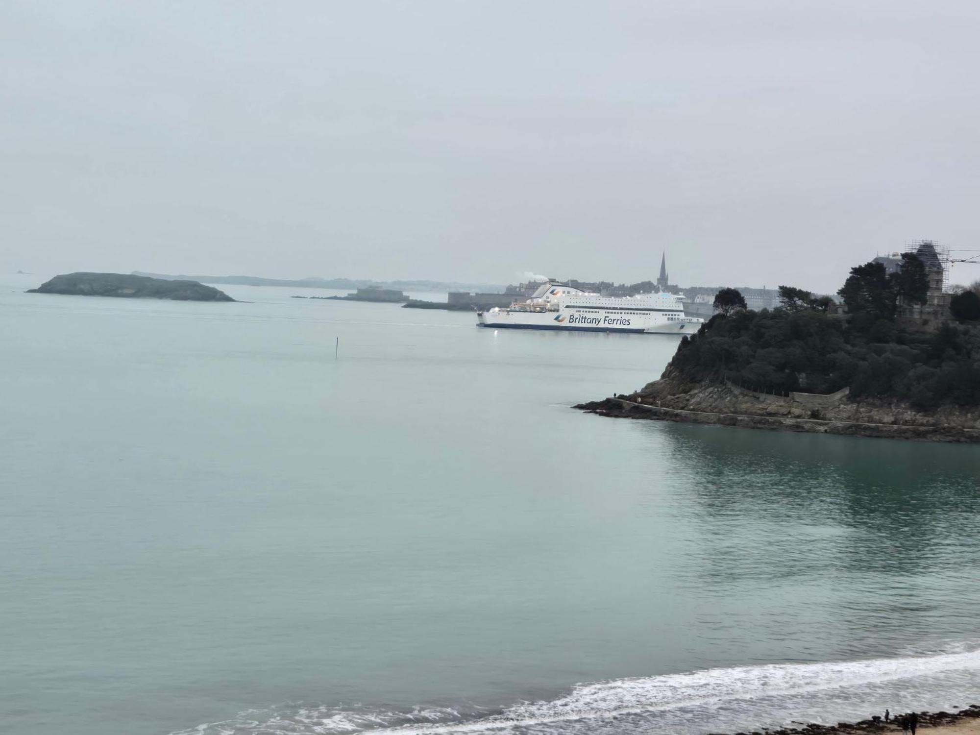 Face A La Dinard